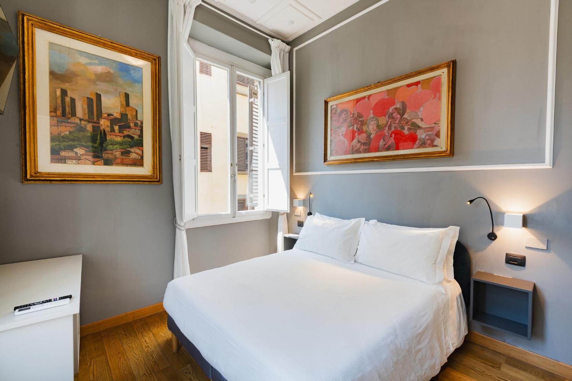 Bed and Breakfast Am Collection Cavour Флоренція Екстер'єр фото